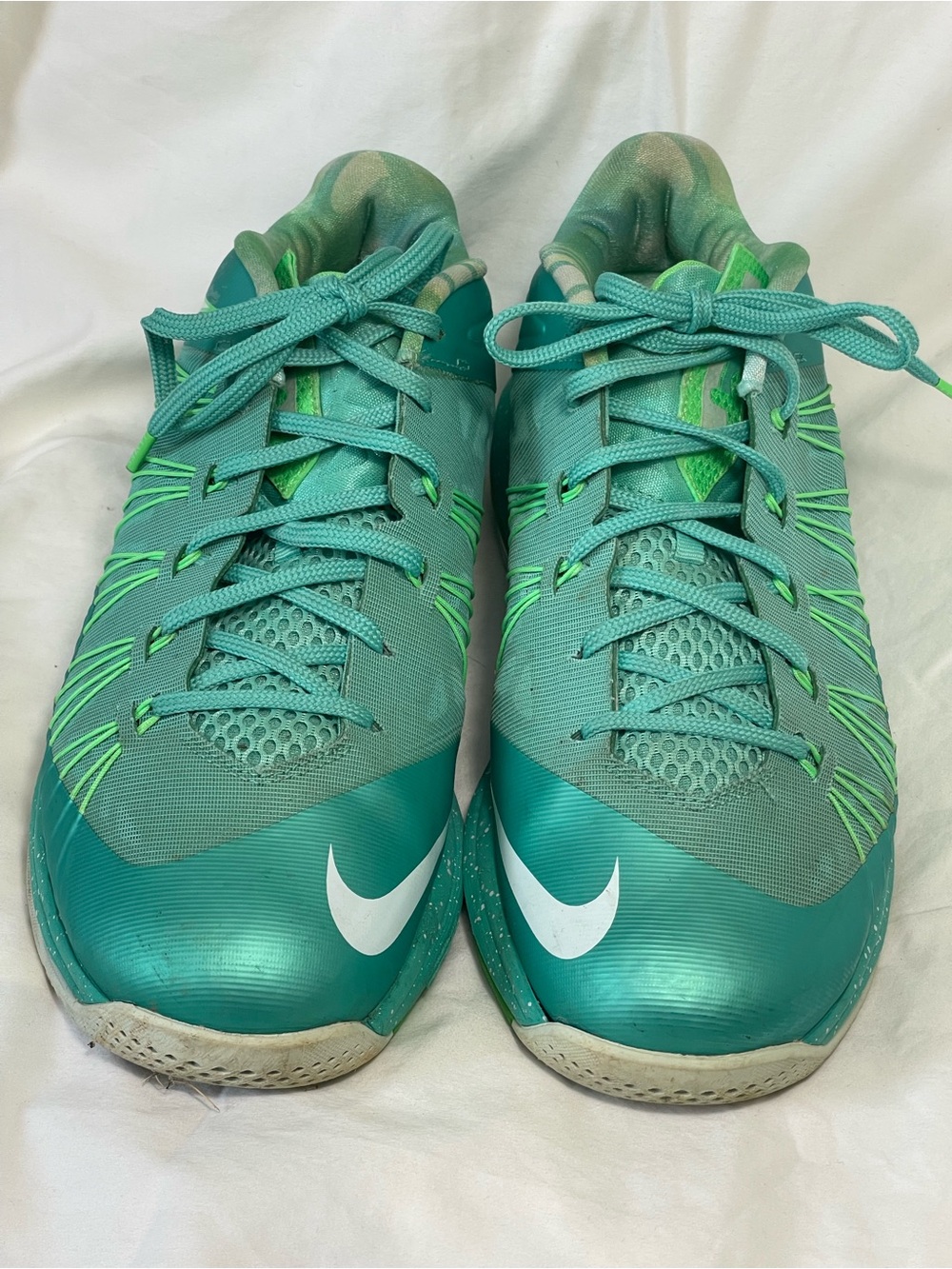 Nike Air Max LeBron 10 Low "Easter" from 2013